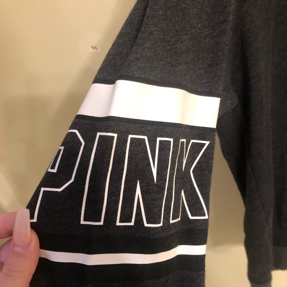 Pink criss cross hoodie - Picture 2 of 5